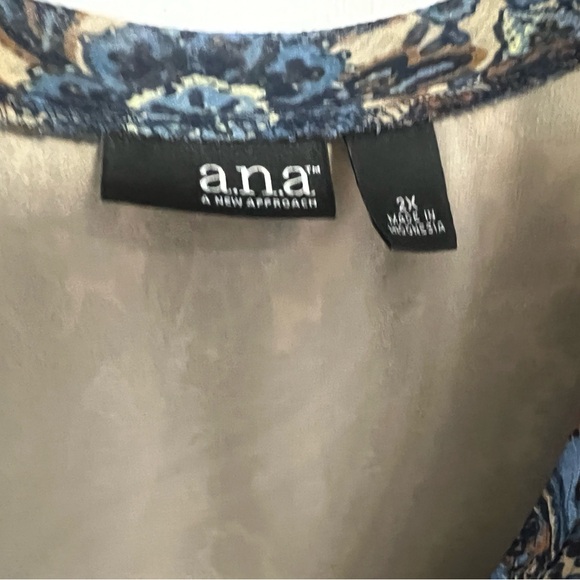 a.n.a Blue and Brown Paisley V-Neck Blouse- - Picture 2 of 3
